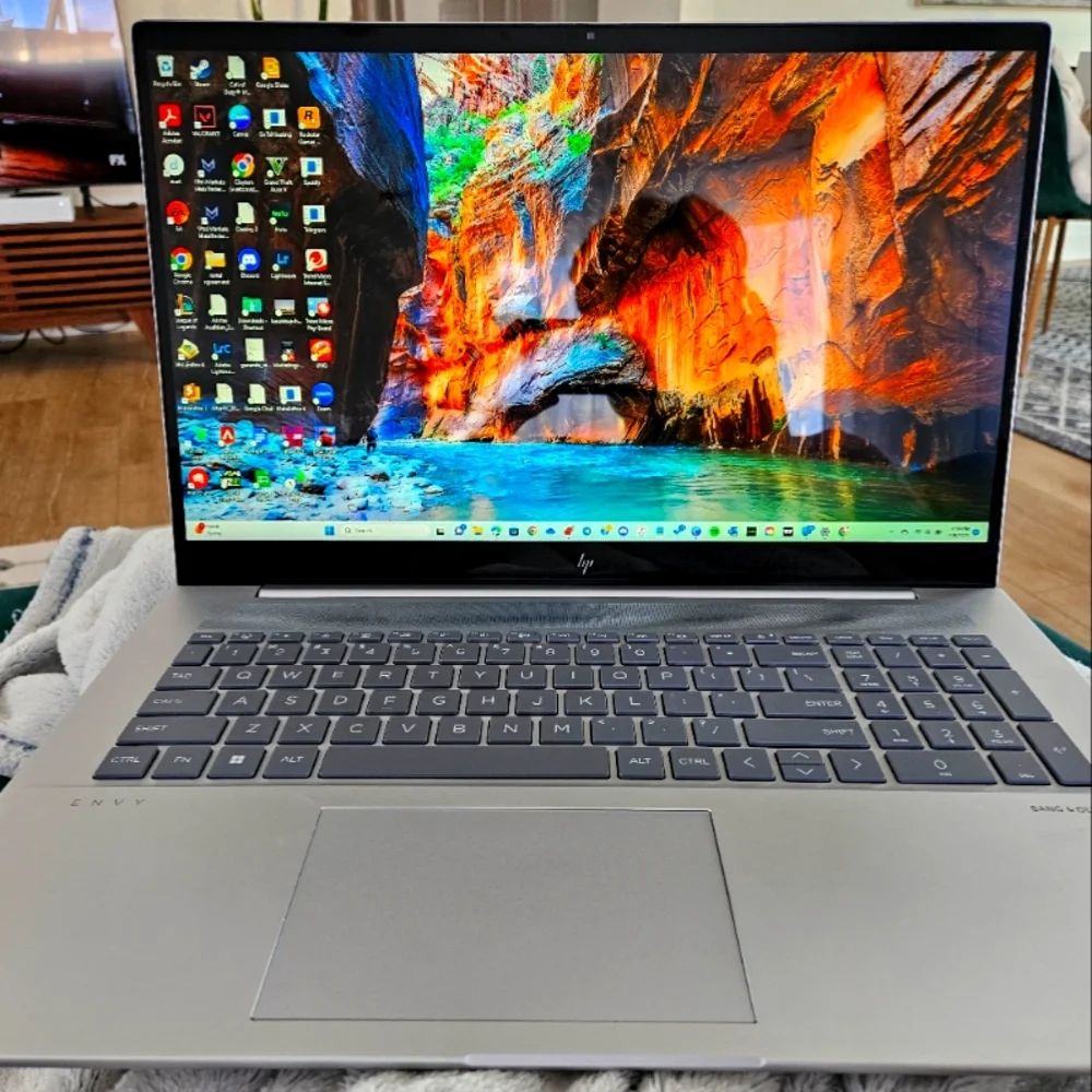 HP 17.3